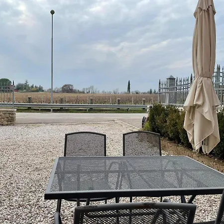 Garda - * Castelnuovo del Garda